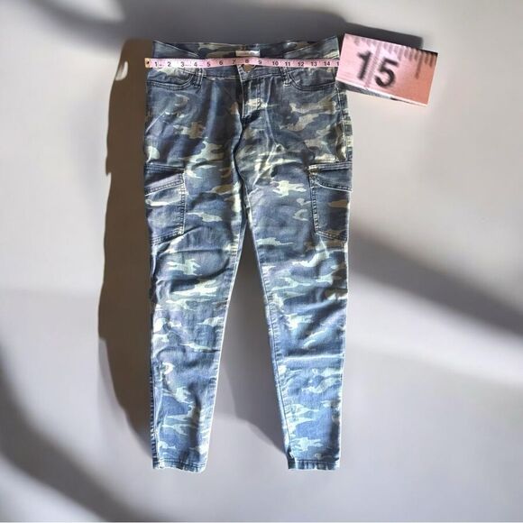 San Joy l Cami Jeans l 6-pocket design l Button/Zip l VGUC - Picture 3 of 9